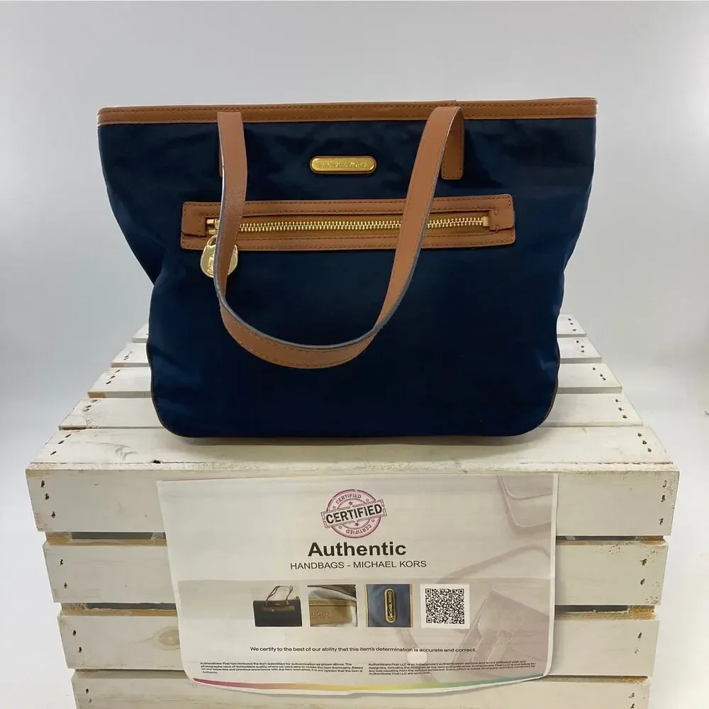 MICHAEL KORS, NAVY BLUE, BROWN LEATHER SHOULDER BAG